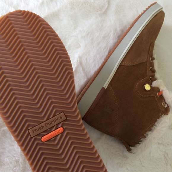NEW IN BOX Hush Puppies Real Suede Booties - Picture 5 of 5
